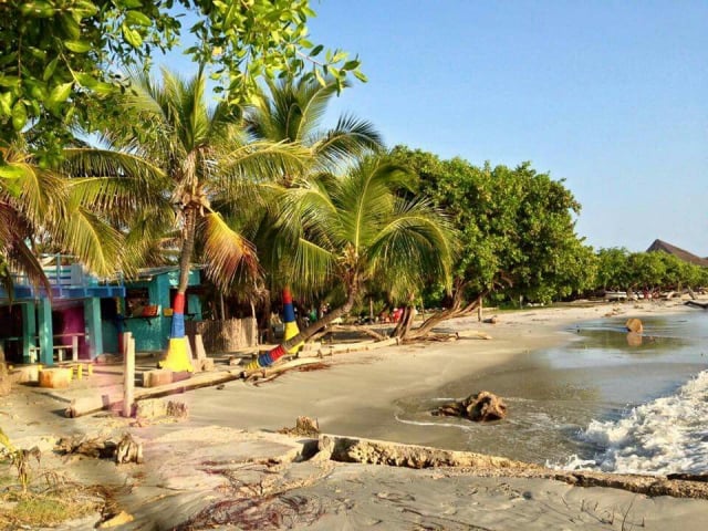 LA PLAYA DEL VIENTO: El Secreto Caribeño que No Querrás Perderte