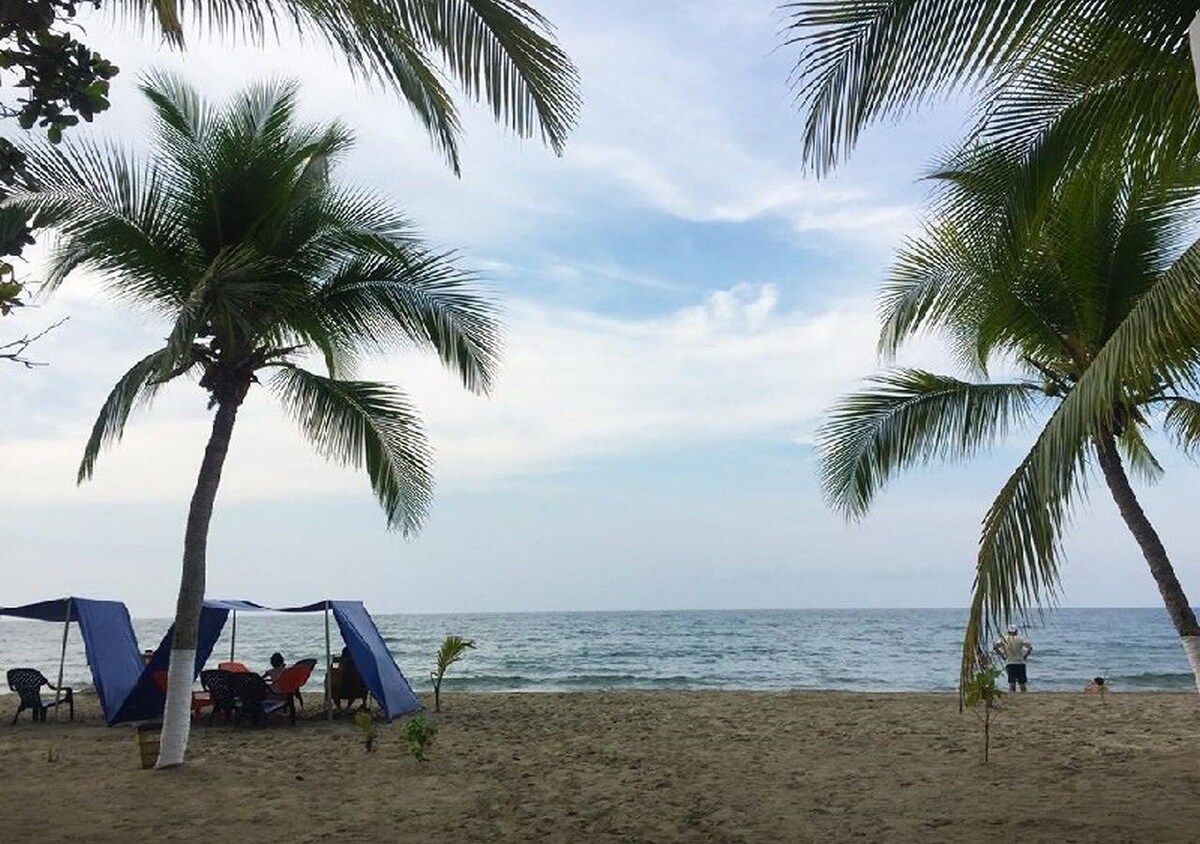 PLAYA TERCERA ENSENADA: El Secreto Mejor Guardado del Caribe Colombiano